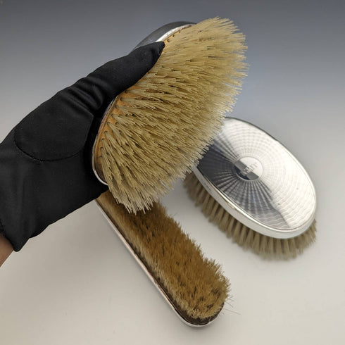 大約 1920 年英國古董純銀手柄刷子 3 件套 Charles Henry Dumenil